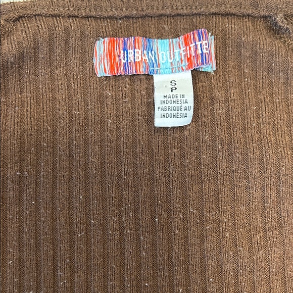 Urban Outfitters Brown Ribbed Crewneck Sweater - Picture 2 of 2